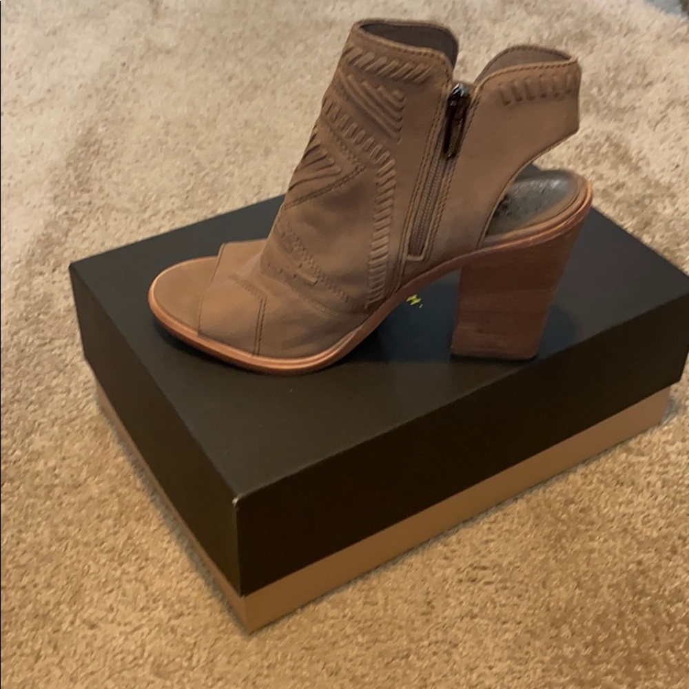 Halogen Katerina bootie